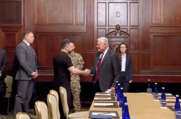 319策略 泽连斯基：唯有以实力才能迫使俄罗斯接受和平